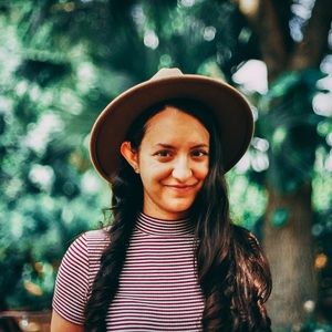 Meet your Posher, Joanna